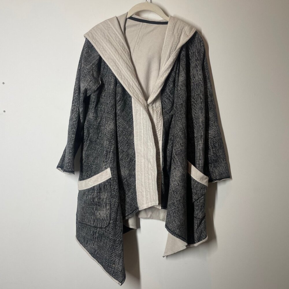 Lululemon Black/Beige Hooded with Pockets Button Wrap After Yoga ONE SIZE